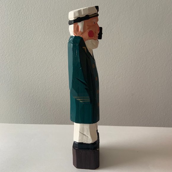 Hand-Painted Drift Wood Sea Ocean Captain Figurine - Picture 4 of 6